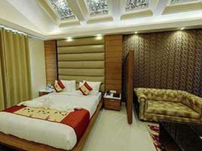 Luxury Suite