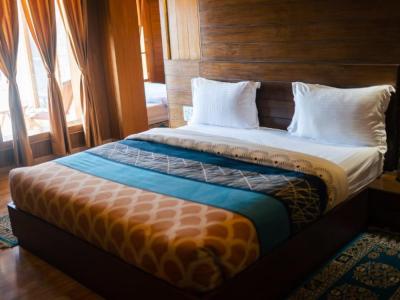Luxury Suite Room