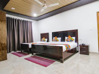 Triple Bed Room