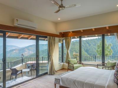 Jasmine Room Chamomile Estate